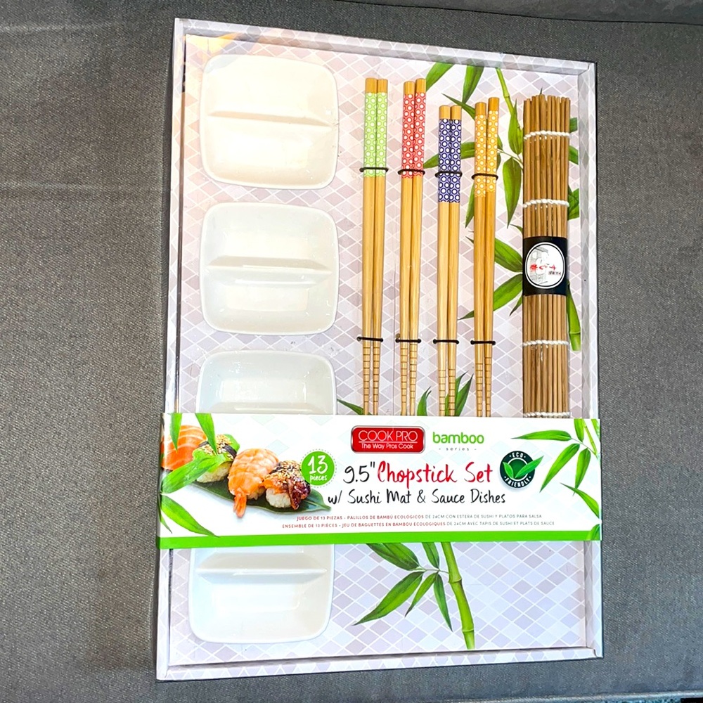 NEW.  Cook Pro Bamboo Chopstick set with sushi mat & sauce dishes.